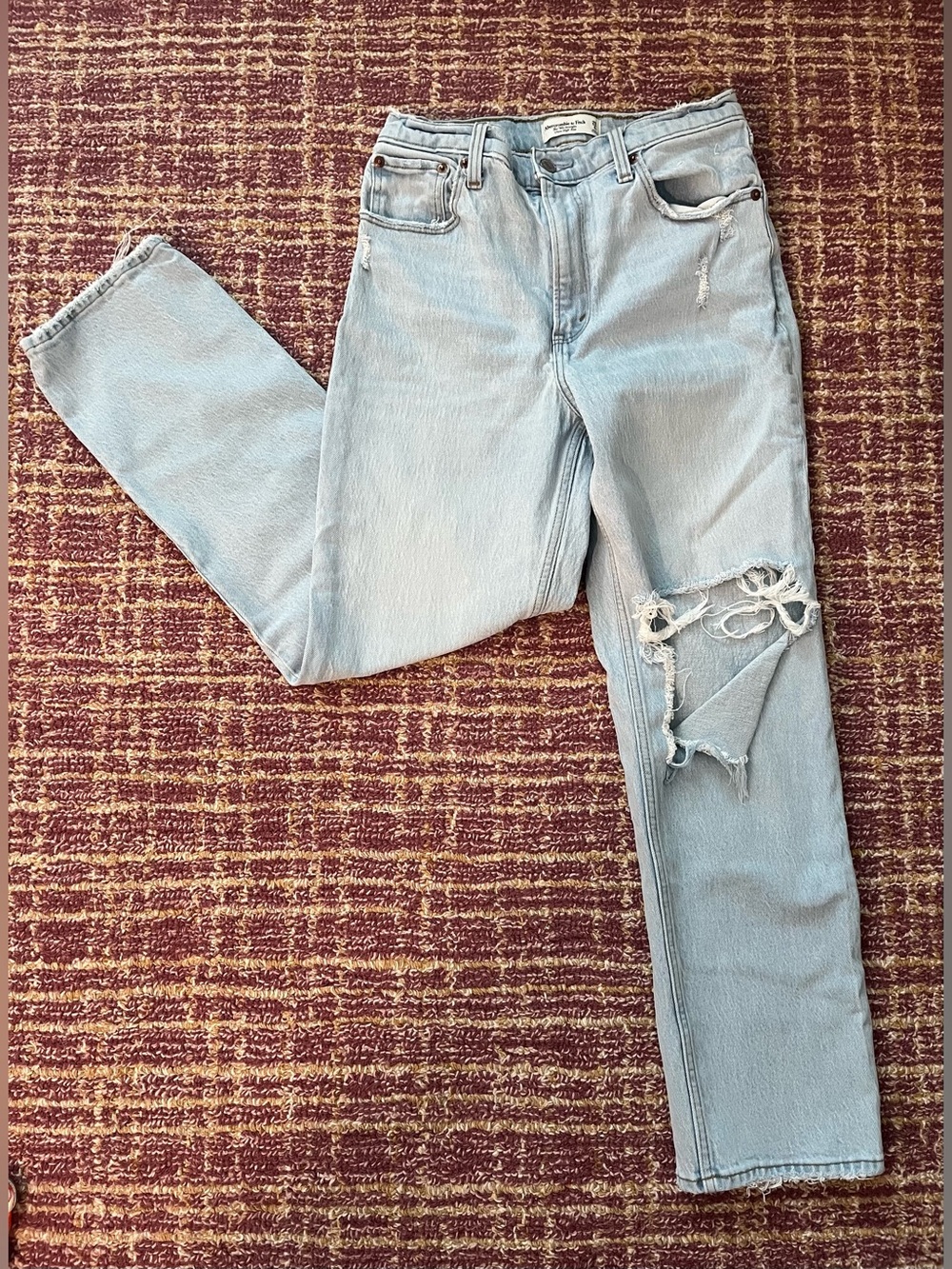 Abercrombie & Fitch Light Blue 90’s Straight Ultra High Rise Distressed Jeans